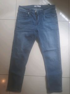 Zara Jeans