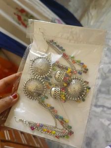Multi Colour Neck Set & Chumki Earrings With Maang Tika