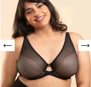 Textured Lace Non Padded Wired Bra