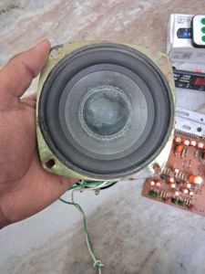 4440 Amplifier, BT Display, 4inch Woofer ,Wire