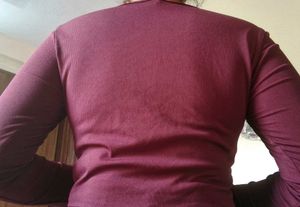 Fitted Deep Berry Button-Front Knit Top🍒❤️🌟