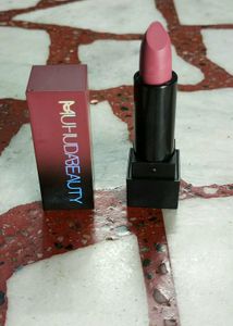 Hudabeauty Lipstick