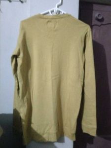 5 hoodies and sweatshirt Bundle