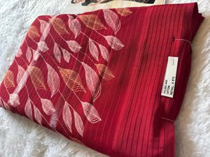 Elegant Red Leaf Print Saree😻