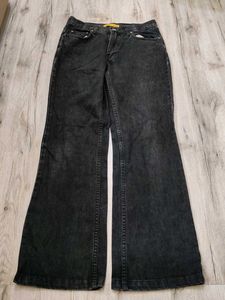 Ma1915 Ruf & Tuf bootcut jeans waist 28 inches