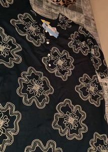 Elegant Embroidered Kurta