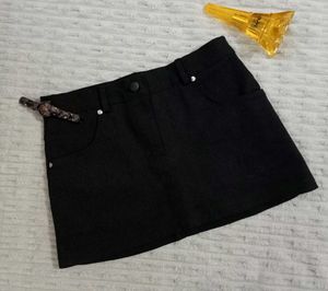 Chic Black Mini Skirt