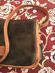 Nom Vintage Pure Leather Sling Bag