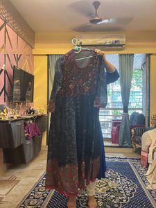 Elegant Floral Kurta