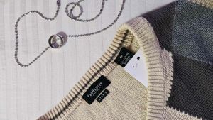 VanHeusen Sweatshirt