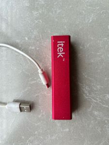 iTek Portable Power Bank with USB Charging Cable