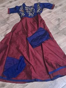 Embroidered Kurta Set