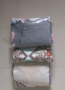 Double Bedsheets With 2 Pilow Covers