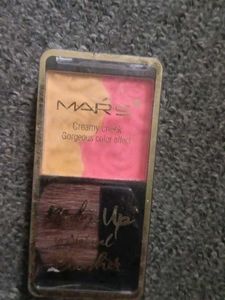 Make Up