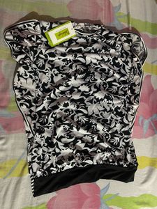 Black &amp; White Butterfly Top(I Don’t Get Profit)