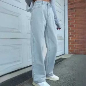Light Wash Wide Leg Jeans