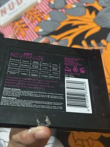 THE EYESHADOW PALETTE