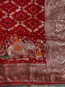 Banarasi Saree With Two Blouse Pieces