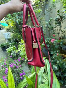 🇺🇸 Michael Kors imported leather Handbag