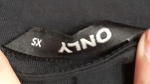 ONLY Black Top With Back Design