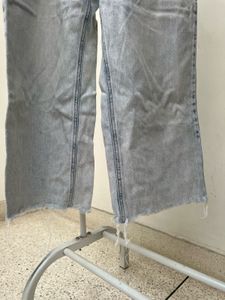 Stylish Light Wash Denim Jeans