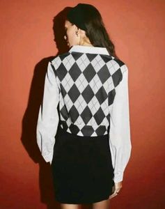 Trendy Argyle Crop Top