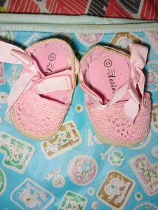 Pink Crochet Baby Shoes