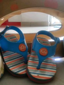 3 pairs of baby foot wear from babg hug brand