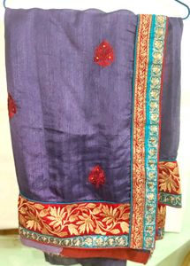 Elegant Purple Saree with Embroidered Border