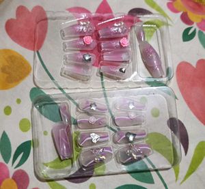 ARTIFICIAL LUXE FINISH NAILS