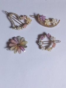 Cute Floral Hair Clips (Set of 4)