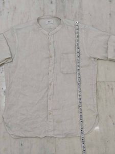 Uniqlo Linen Button-Down