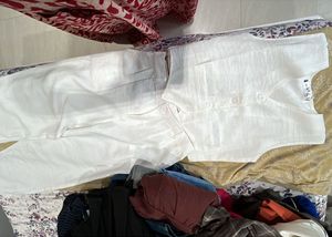 Chic White Vest &amp; Pants Set