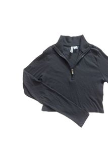 grey half zipper full sleeve crop top