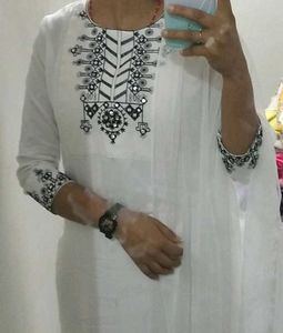 Super comfy white kurti set! 🤍