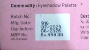 POPxo SQUAD GOALS 12 EYESHADOW MINI KIT