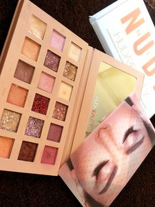 The New Nude Eyeshadow Palette High Pigmented Easy To Blend Talc-Free