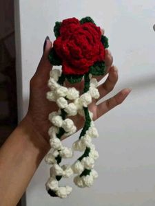 Crochet Rose Garland