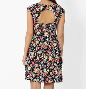 Floral Flare Pleated Dress