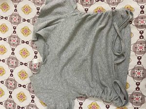 Trendy Grey Ruched Top – Stylish & Comfortable