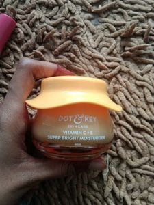 Dot & Key Moisturizer