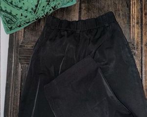 Extra Wide Leg Black Pants-ZARA (Brand New)