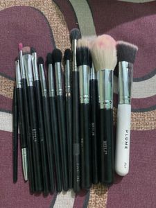 London pride PAC belly mixed Makeup  brush