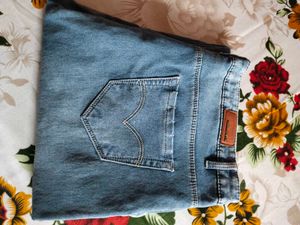 💗Levi&#39;s Jeans For Women💗