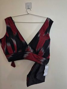 Deep v neck cotton blouse