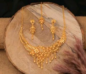 New Trending Necklace Collection Collections