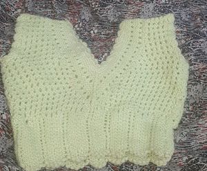 Beautiful Handmade Ladies Woollen Blouse Sweater