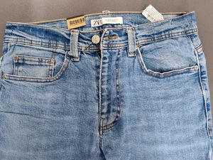 Zara Light Wash Denim Jeans