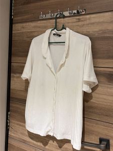 unisex White Button-Down Short Sleeve Shirt