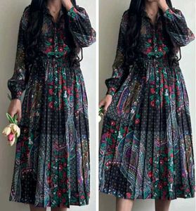 BEAUTIFUL DRESS